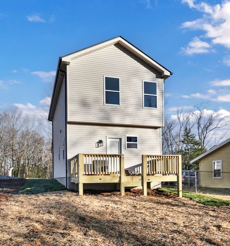 230 Robert St, Clarksville, TN 37040