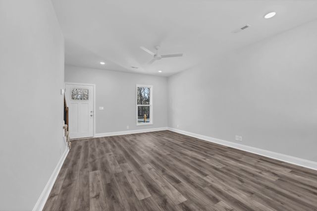 230 Robert St, Clarksville, TN 37040