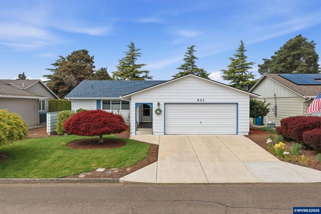 401 S Cascade Dr, Woodburn, OR 97071