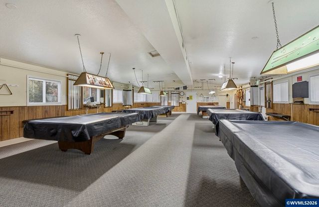 401 S Cascade Dr, Woodburn, OR 97071