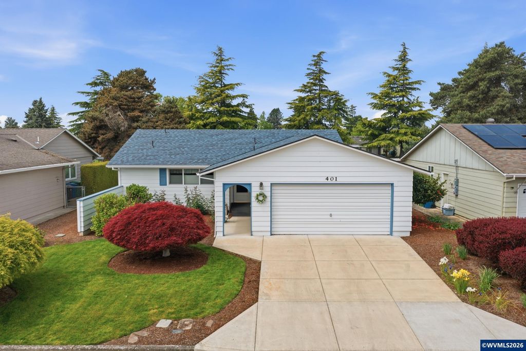 401 S Cascade Dr, Woodburn, OR 97071
