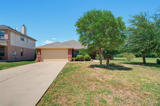 315 Floating Leaf DR, Hutto, TX 78634