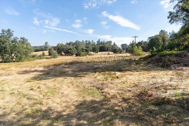 8260 Fairplay Rd, Somerset, CA 95684