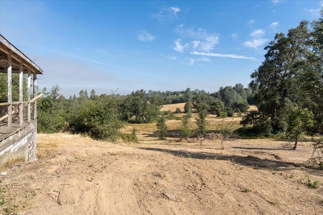 8260 Fairplay Rd, Somerset, CA 95684