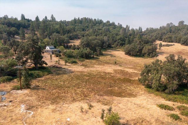 8260 Fairplay Rd, Somerset, CA 95684