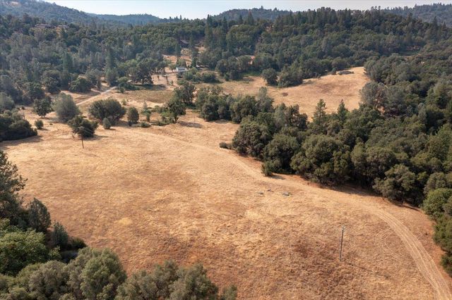 8260 Fairplay Rd, Somerset, CA 95684