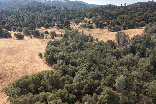 8260 Fairplay Rd, Somerset, CA 95684