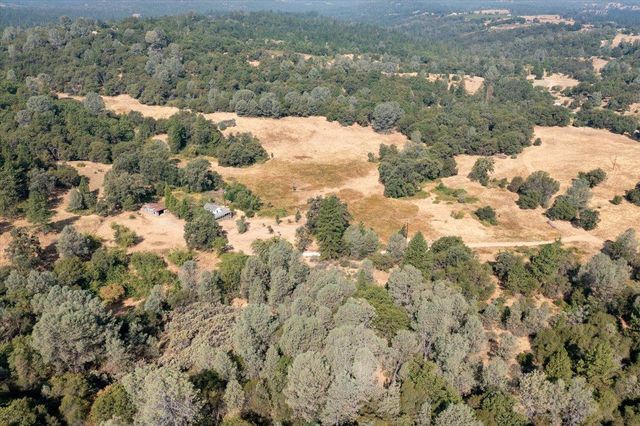 8260 Fairplay Rd, Somerset, CA 95684