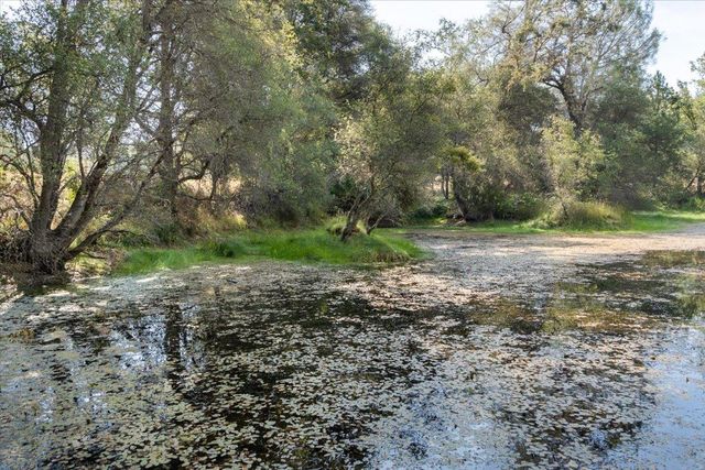 8260 Fairplay Rd, Somerset, CA 95684