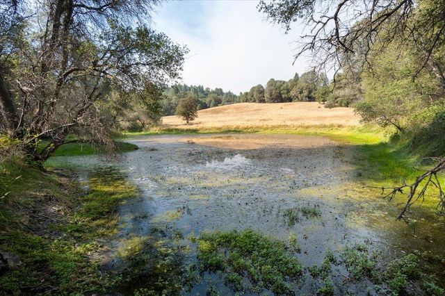 8260 Fairplay Rd, Somerset, CA 95684