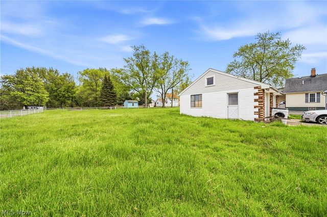 1728 Harbor Avenue, Ashtabula, OH 44004