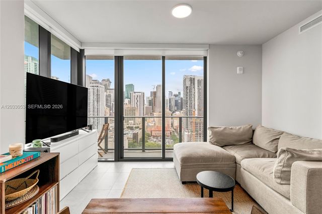 121 NE 5th Street 2401, Miami, FL 33132