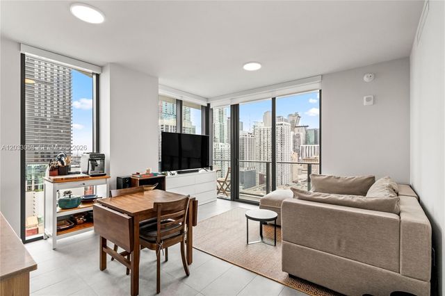 121 NE 5th Street 2401, Miami, FL 33132