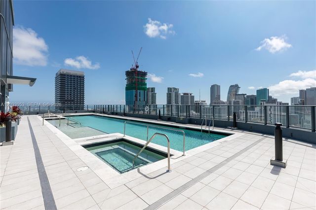 121 NE 5th Street 2401, Miami, FL 33132