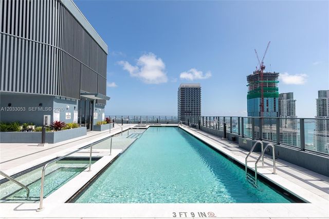 121 NE 5th Street 2401, Miami, FL 33132