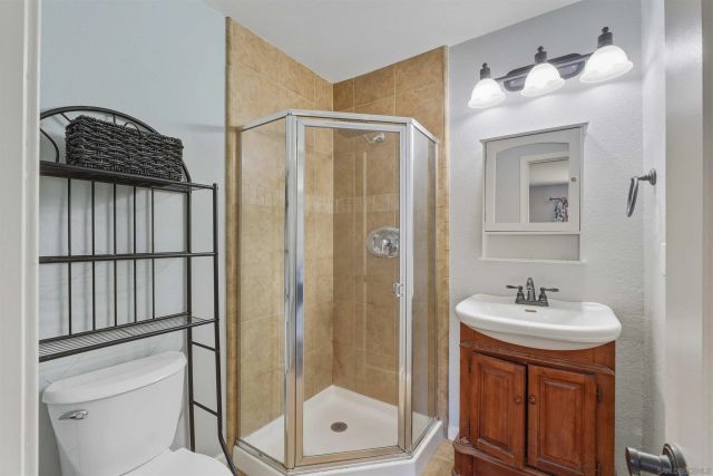 1415 N Broadway A, Escondido, CA 92026