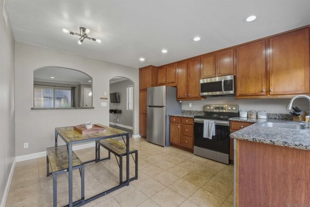 1415 N Broadway A, Escondido, CA 92026