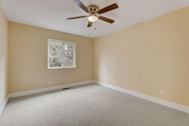 8105 Wonder View Drive, Wonder Lake, IL 60097