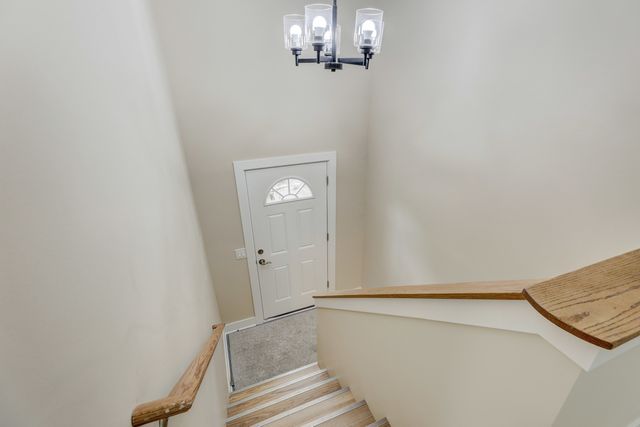 8105 Wonder View Drive, Wonder Lake, IL 60097