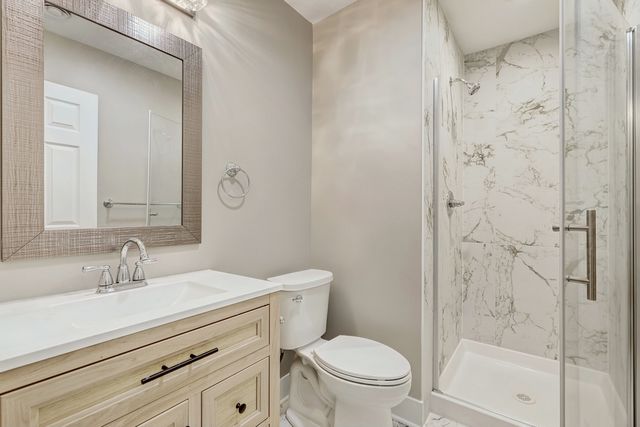 8105 Wonder View Drive, Wonder Lake, IL 60097