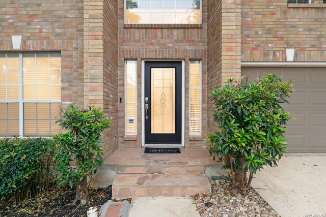 17 NIKITA, San Antonio, TX 78248