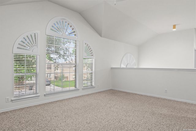 17 NIKITA, San Antonio, TX 78248