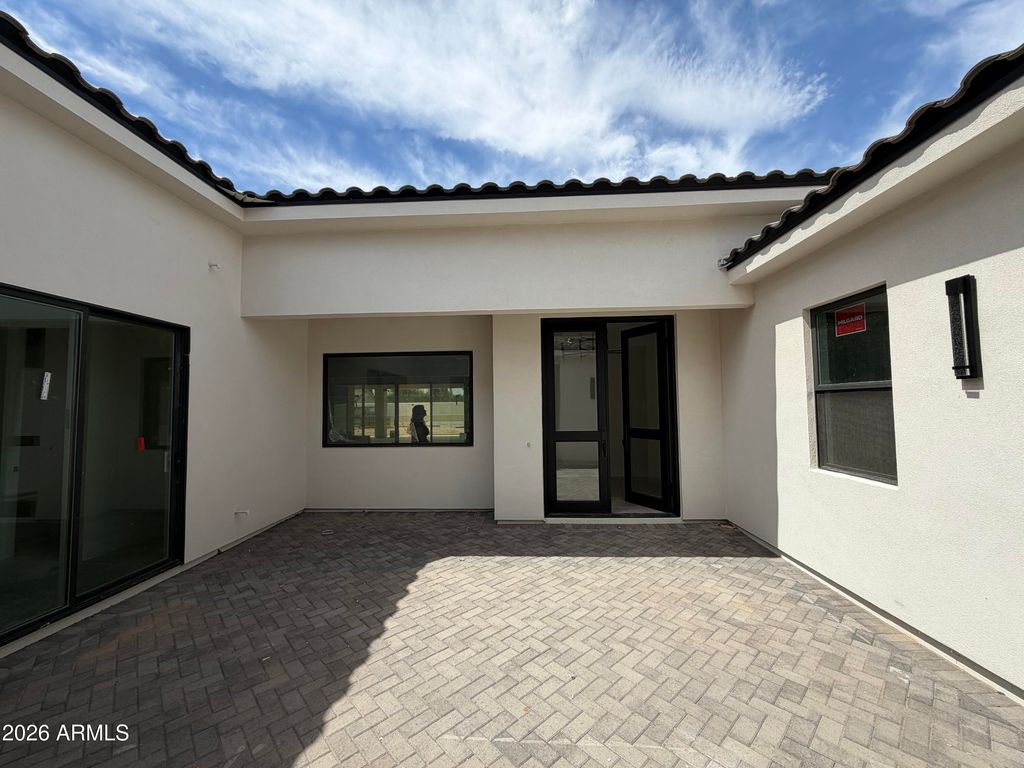 5620 S GEMSTONE Drive, Chandler, AZ 85249 — photo 3