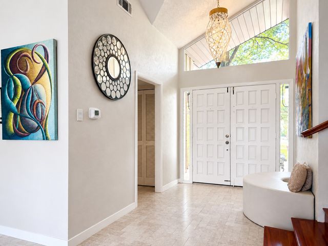 711 Monssen Parkway, Dallas, TX 75224