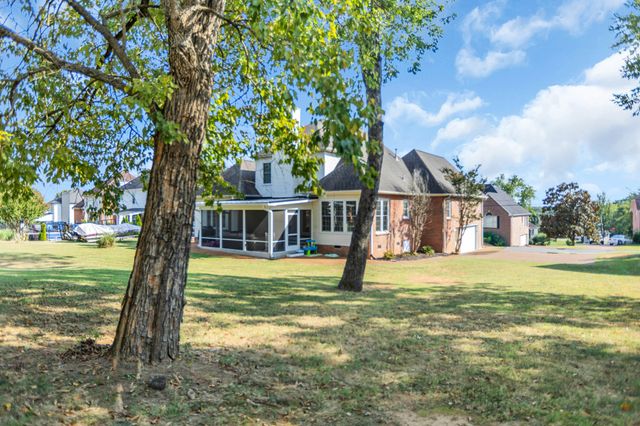 154 Wyncrest Way, Hendersonville, TN 37075