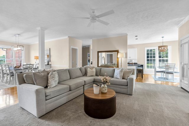 154 Wyncrest Way, Hendersonville, TN 37075
