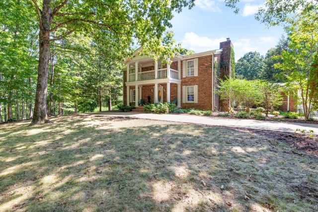 7422 Indian Creek Rd, Mc Ewen, TN 37101