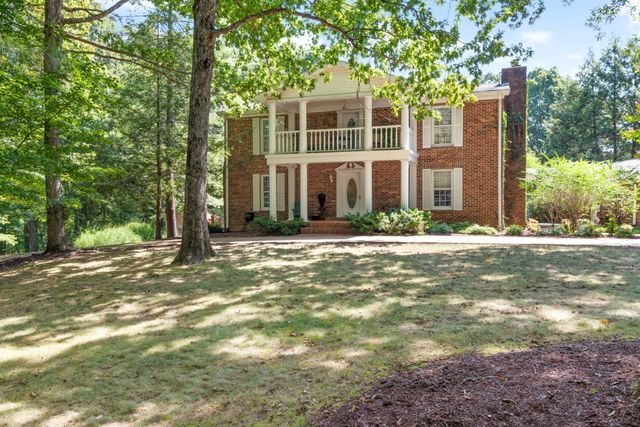 7422 Indian Creek Rd, Mc Ewen, TN 37101