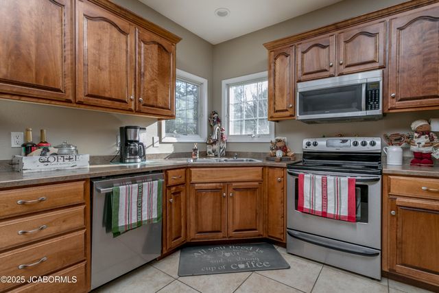 804 ROCK HILL COURT, Jefferson City, MO 65109