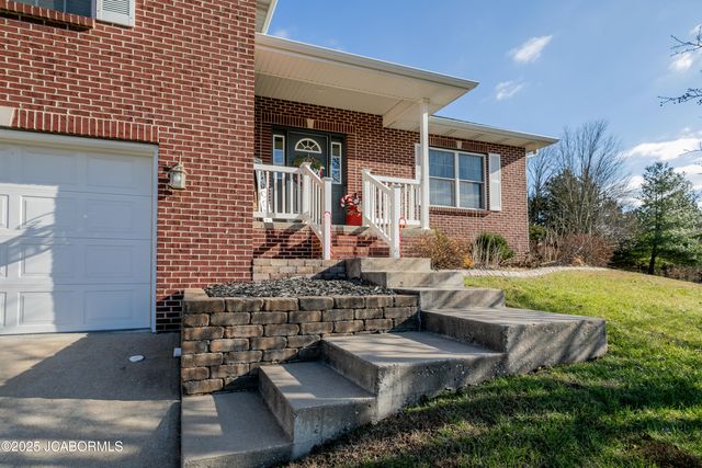 804 ROCK HILL COURT, Jefferson City, MO 65109