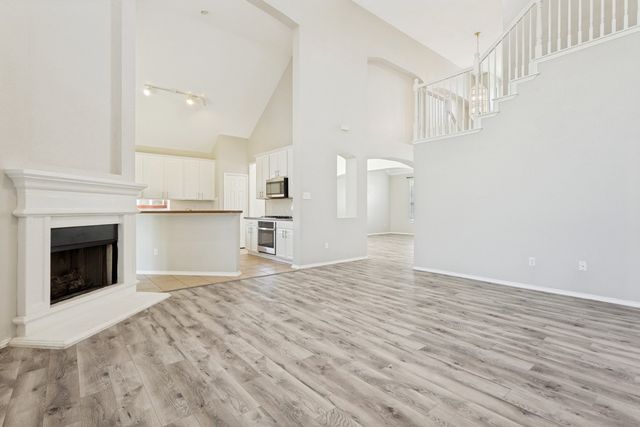 534 Hackberry Drive, Murphy, TX 75094