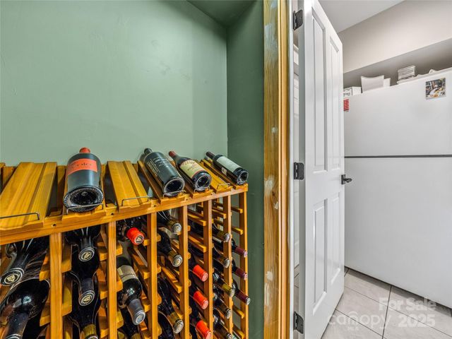 339 Beaverdam Road, Asheville, NC 28804