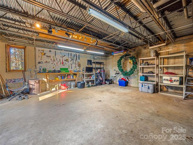 339 Beaverdam Road, Asheville, NC 28804