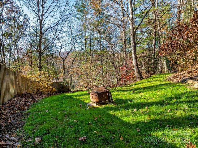 339 Beaverdam Road, Asheville, NC 28804
