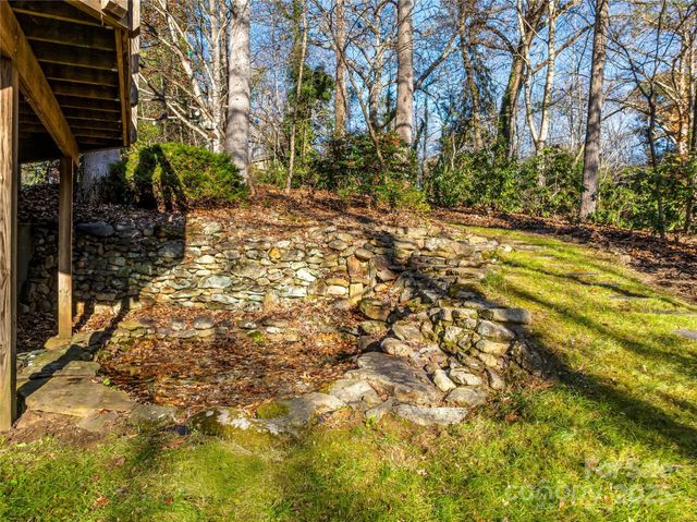 339 Beaverdam Road, Asheville, NC 28804