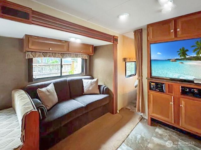 47 Wilderness Way, Deming, WA 98244