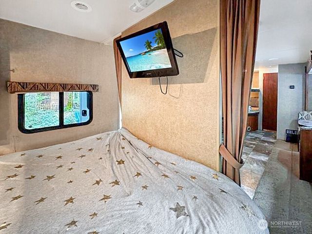 47 Wilderness Way, Deming, WA 98244