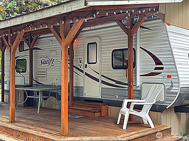 47 Wilderness Way, Deming, WA 98244