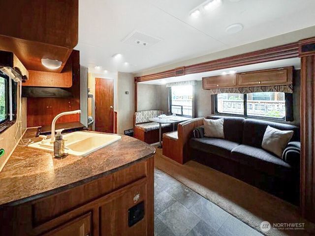 47 Wilderness Way, Deming, WA 98244