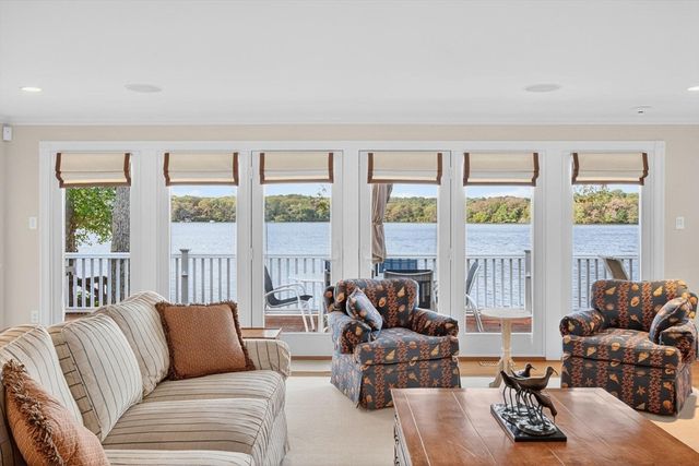 10 Brian Way, Harwich, MA 02645