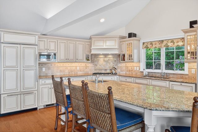 10 Brian Way, Harwich, MA 02645