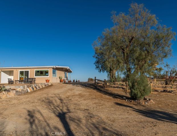 3636 Indio Avenue, Yucca Valley, CA 92284
