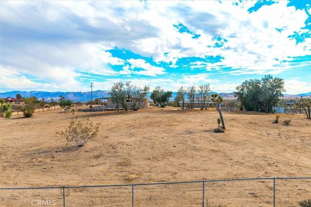 3636 Indio Avenue, Yucca Valley, CA 92284