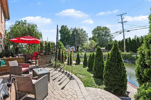 38035 Pointe Rosa Street, Harrison Twp, MI 48045