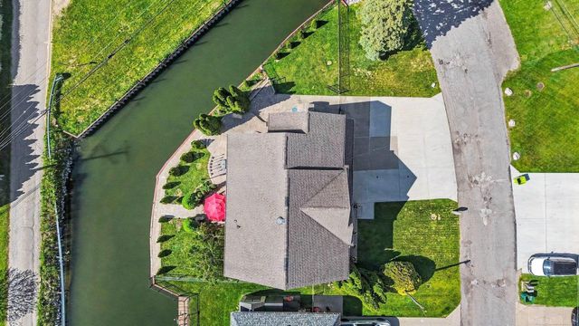 38035 Pointe Rosa Street, Harrison Twp, MI 48045