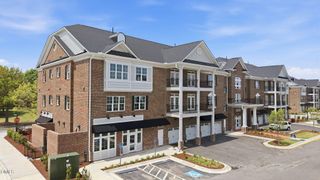 1600 Gathering Park Circle 202, Cary, NC 27519